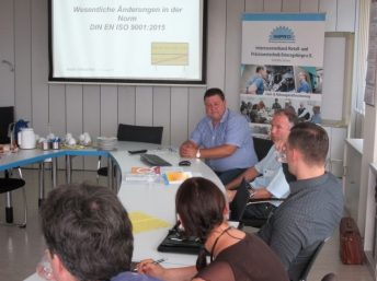 13.06.2017: Mitglieder-Themenstammtisch „ISO 9001:2008 auf 9001:2015 umstellen“